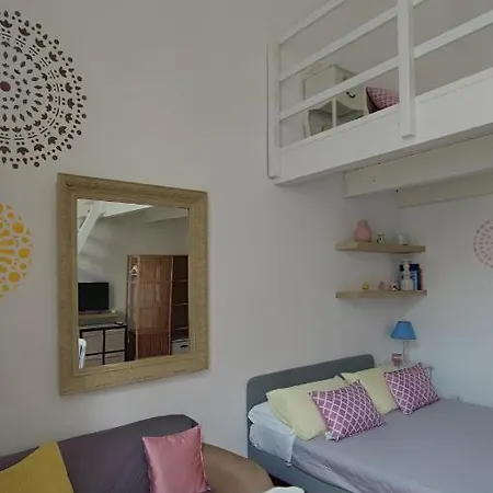Mandala Apartment *
